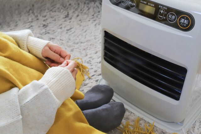 アルミシートで冬の寒さ対策｜「断熱」と「遮熱」を間違えなければ、家はもっと暖かくなる　岩手　倉庫　寒さ対策